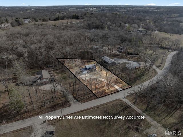 5728 Country Club Road, Washington, MO 63090