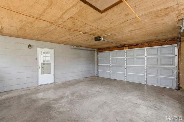 5728 Country Club Road, Washington, MO 63090