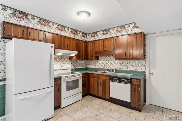 5728 Country Club Road, Washington, MO 63090