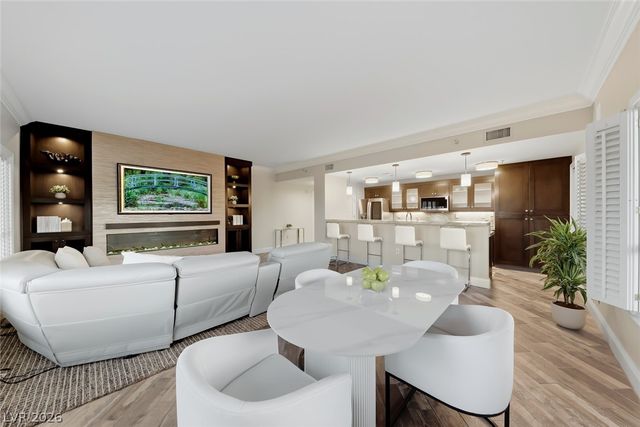 30 Strada Di Villaggio 151, Henderson, NV 89011