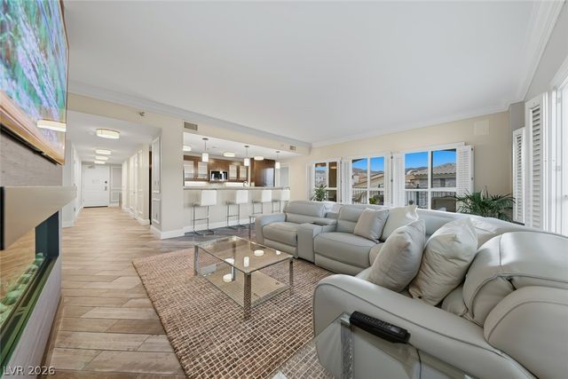 30 Strada Di Villaggio 151, Henderson, NV 89011