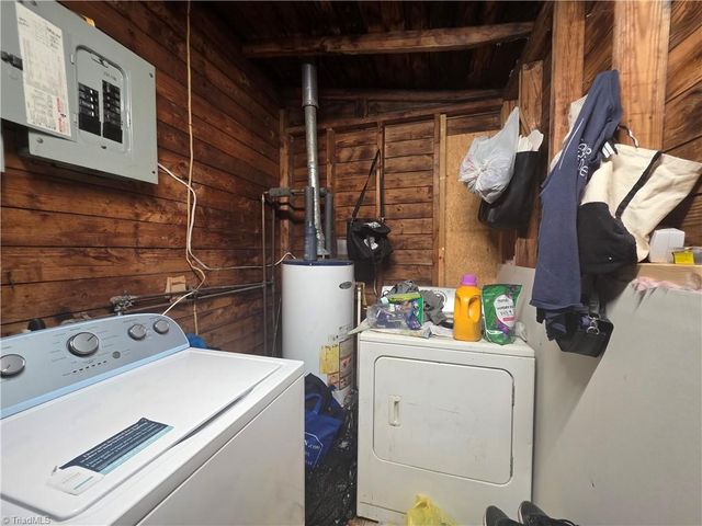 909 E Florida Street, Greensboro, NC 27406