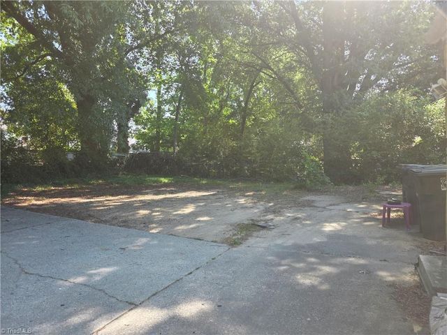 909 E Florida Street, Greensboro, NC 27406