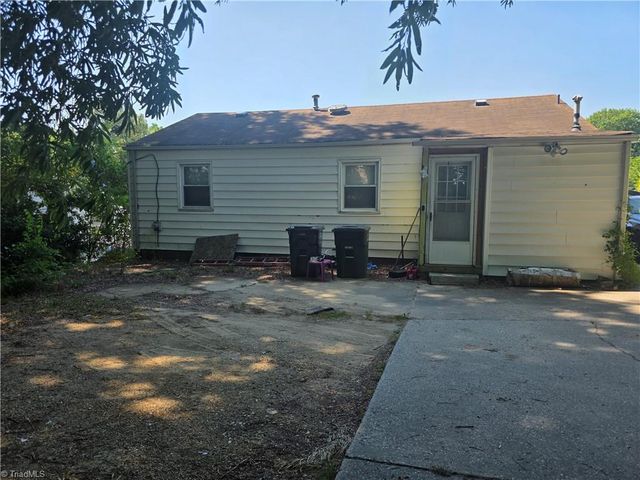 909 E Florida Street, Greensboro, NC 27406