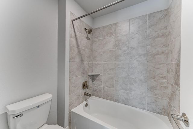 9522 Rialto Creek Drive, Cypress, TX 77433