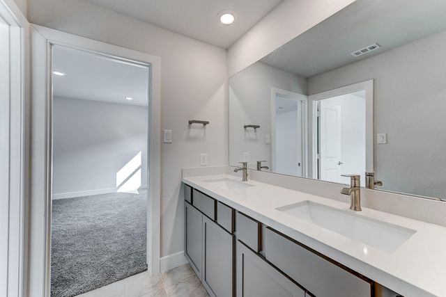 9522 Rialto Creek Drive, Cypress, TX 77433