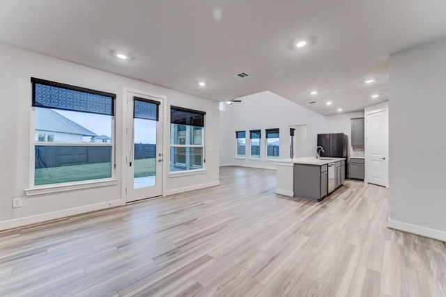 9522 Rialto Creek Drive, Cypress, TX 77433