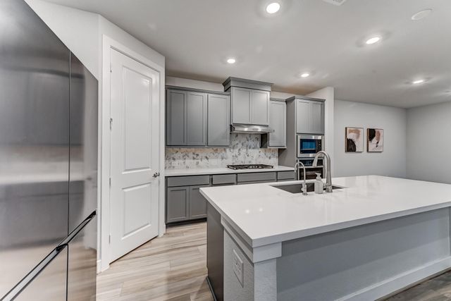 9522 Rialto Creek Drive, Cypress, TX 77433