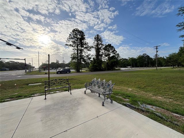 SE HAWTHORNE ROAD, Hawthorne, FL 32640