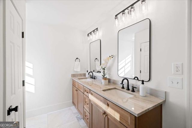 4466 Windsor Oaks Circle, Marietta, GA 30066