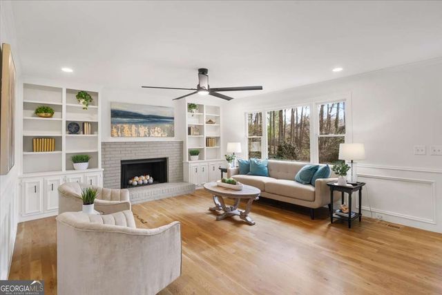 4466 Windsor Oaks Circle, Marietta, GA 30066