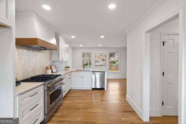 4466 Windsor Oaks Circle, Marietta, GA 30066