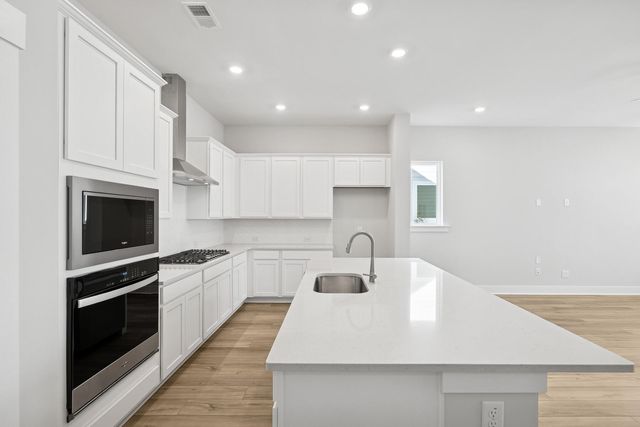 324 Trailmore Lane, Summerville, SC 29486