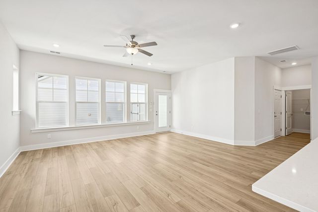 324 Trailmore Lane, Summerville, SC 29486