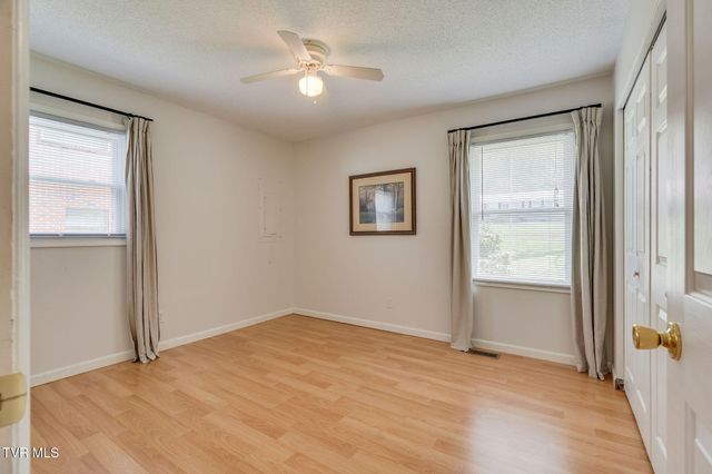 631 South Elm Avenue, Erwin, TN 37650