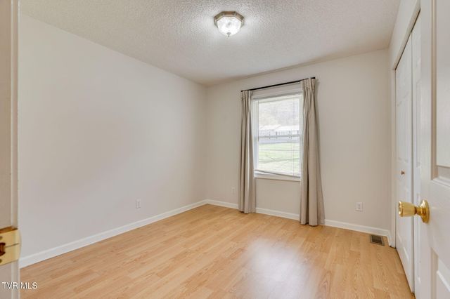 631 South Elm Avenue, Erwin, TN 37650