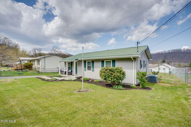 631 South Elm Avenue, Erwin, TN 37650