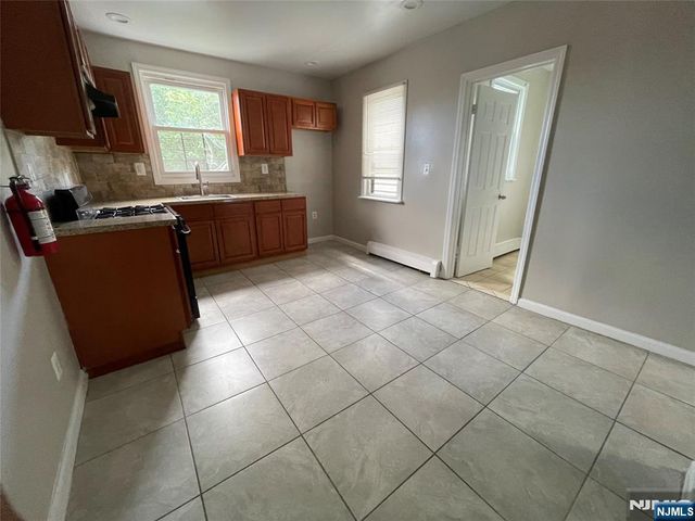 522 Mulberry Street, Newark, NJ 07114