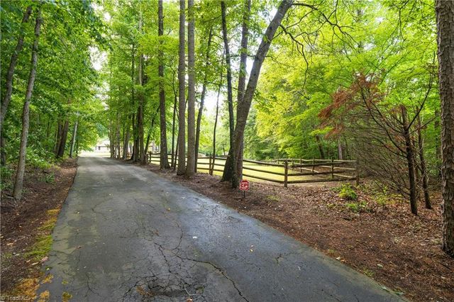 3505 Ivey Lane, Trinity, NC 27370