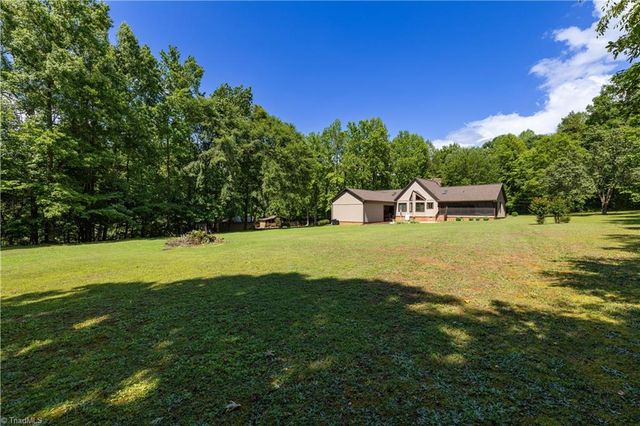 3505 Ivey Lane, Trinity, NC 27370