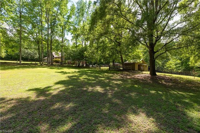 3505 Ivey Lane, Trinity, NC 27370