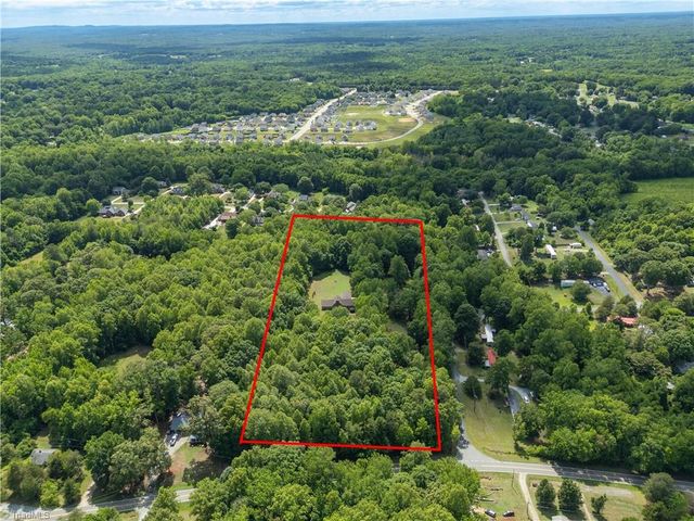 3505 Ivey Lane, Trinity, NC 27370