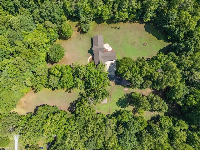 3505 Ivey Lane, Trinity, NC 27370