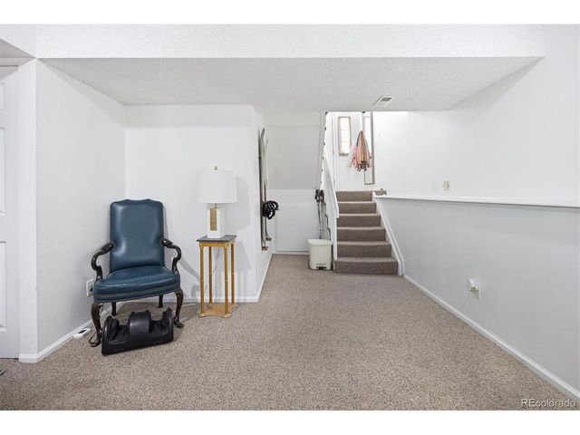 6405 S Hudson St, Centennial, CO 80121