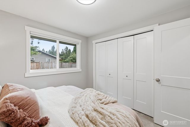 14237 105th Avenue NE, Kirkland, WA 98034