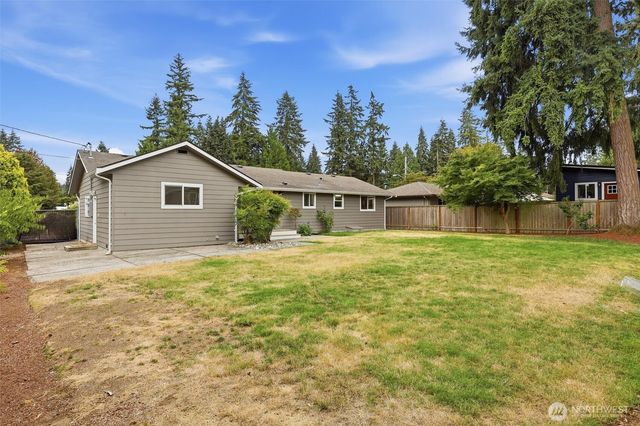 14237 105th Avenue NE, Kirkland, WA 98034