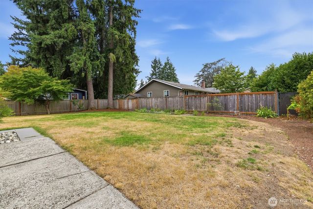14237 105th Avenue NE, Kirkland, WA 98034