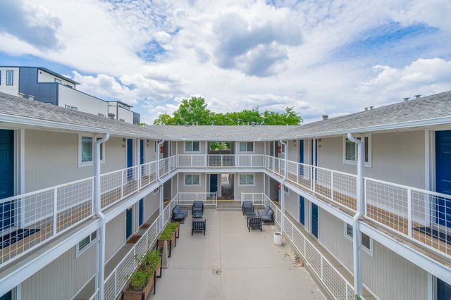 4919 San Jacinto Street 102, Dallas, TX 75206