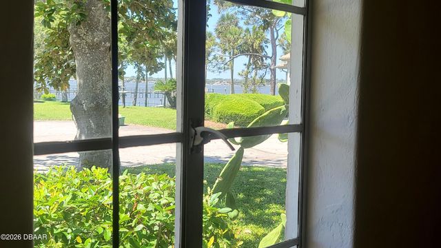 4 Pleasant View Circle, Daytona Beach, FL 32118