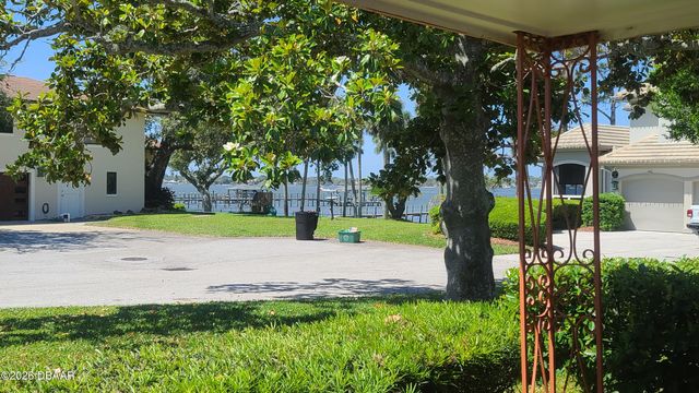 4 Pleasant View Circle, Daytona Beach, FL 32118