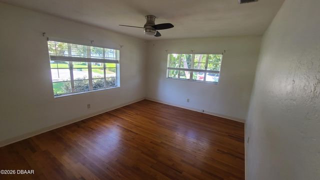 4 Pleasant View Circle, Daytona Beach, FL 32118