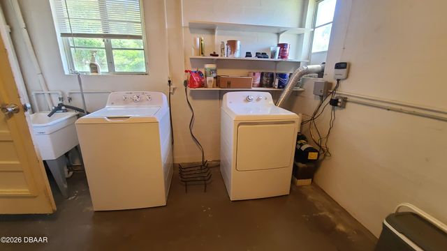 4 Pleasant View Circle, Daytona Beach, FL 32118