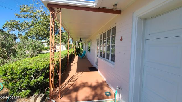 4 Pleasant View Circle, Daytona Beach, FL 32118