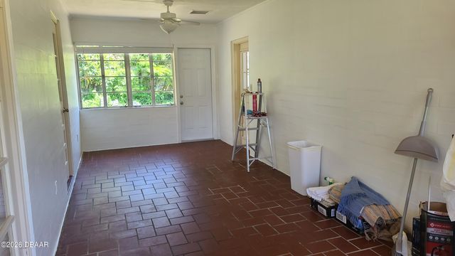 4 Pleasant View Circle, Daytona Beach, FL 32118