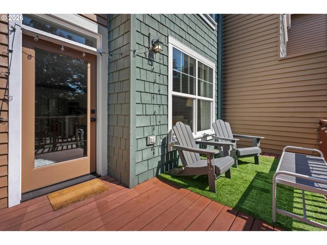 10262 Nw FORESTVIEW Way, Portland, OR 97229