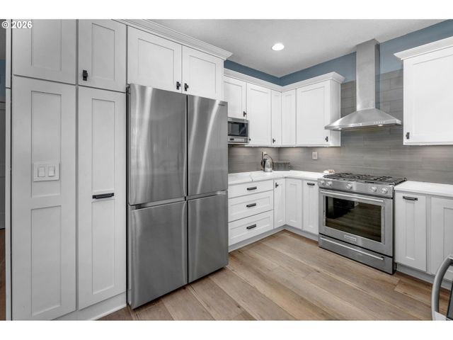 10262 Nw FORESTVIEW Way, Portland, OR 97229