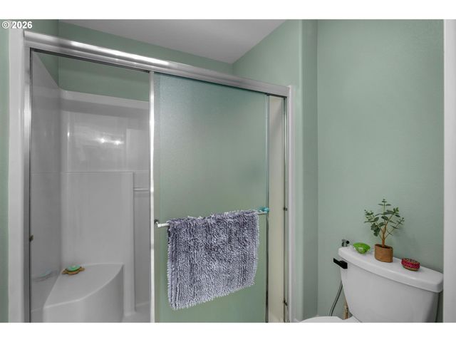 10262 Nw FORESTVIEW Way, Portland, OR 97229