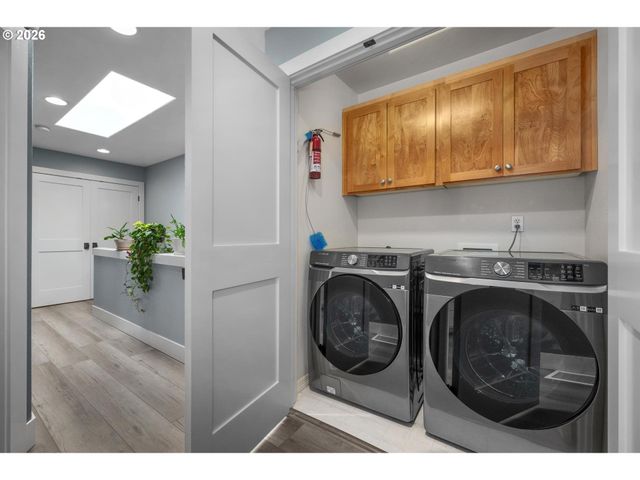 10262 Nw FORESTVIEW Way, Portland, OR 97229