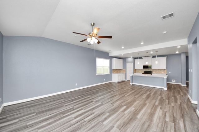 931 Barstow Drive, Rosharon, TX 77583