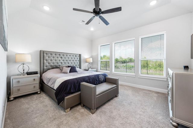 800 Greystone Lane, Angleton, TX 77515