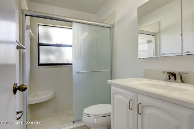 1690 Seahouse Street, Sebastian, FL 32958