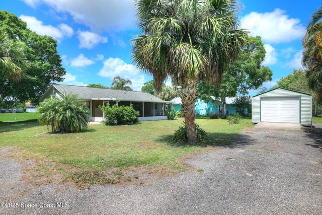 1690 Seahouse Street, Sebastian, FL 32958