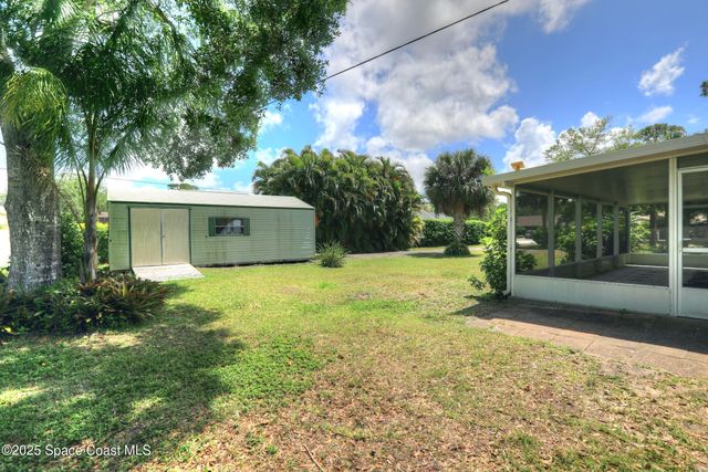 1690 Seahouse Street, Sebastian, FL 32958