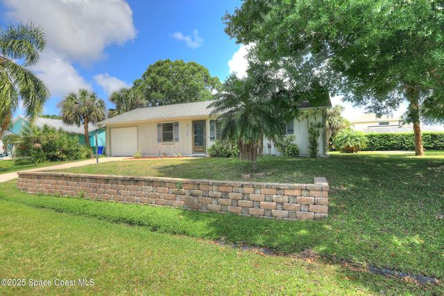 1690 Seahouse Street, Sebastian, FL 32958