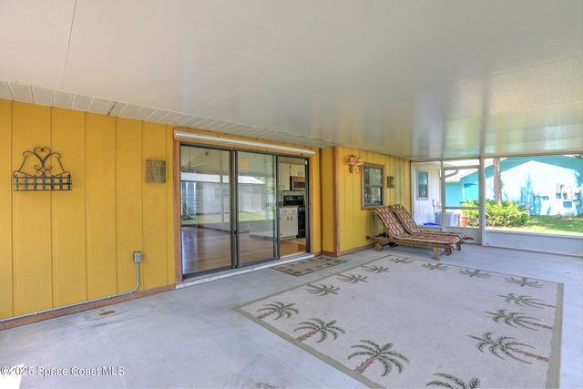 1690 Seahouse Street, Sebastian, FL 32958