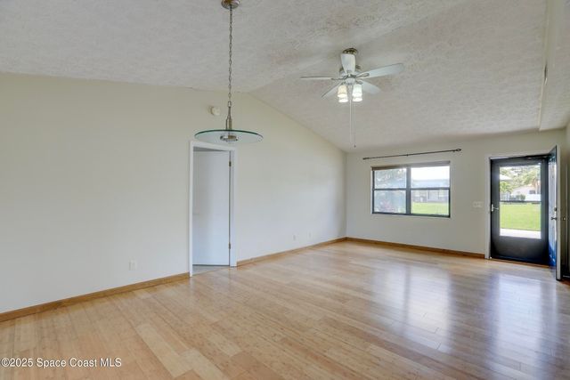 1690 Seahouse Street, Sebastian, FL 32958